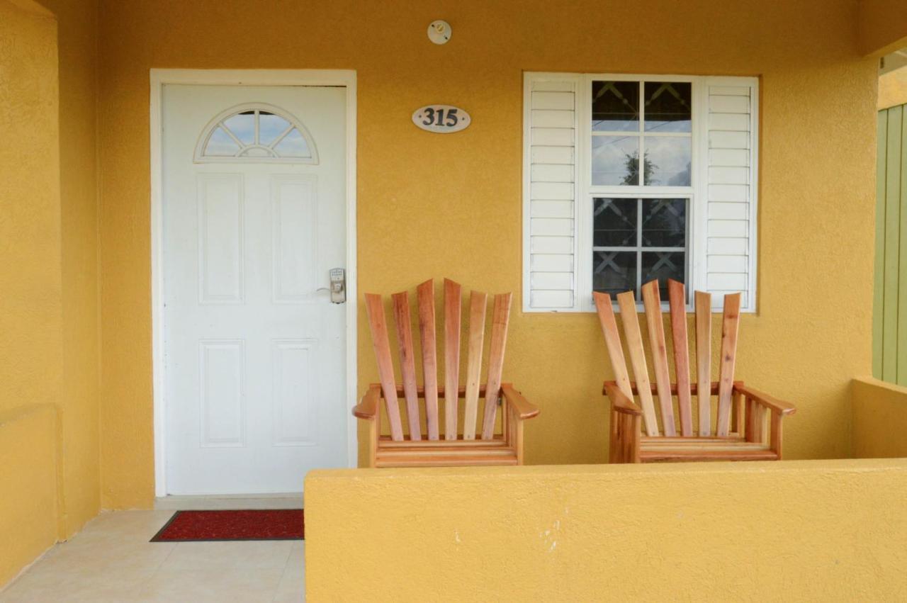 Josan'S Haven Vila Ocho Rios Exterior foto